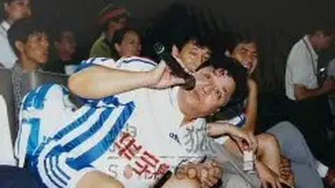 【深度解析】利物浦惊险拿分，萨拉赫替补之谜：长期方案恐成悬念？